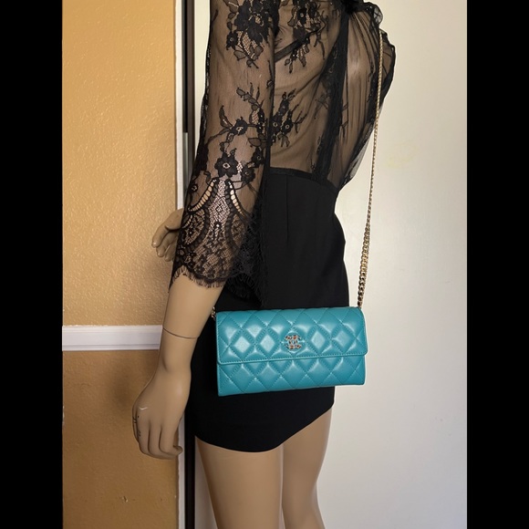 💎VERY RARE 💎 Chanel classic Flap. WOC - Picture 14 of 16